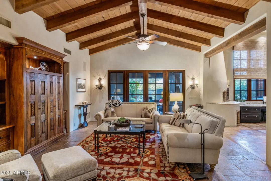 Real Estate Picture 25