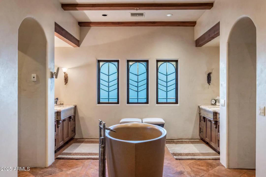 Real Estate Picture 27