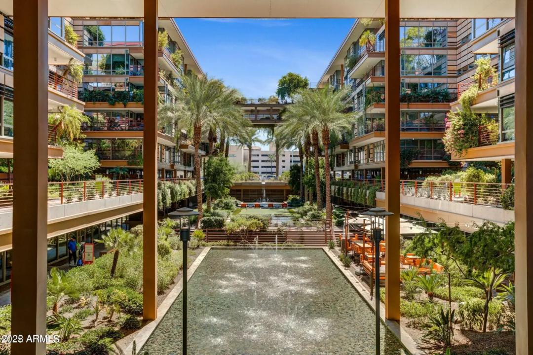 Real Estate Picture 24