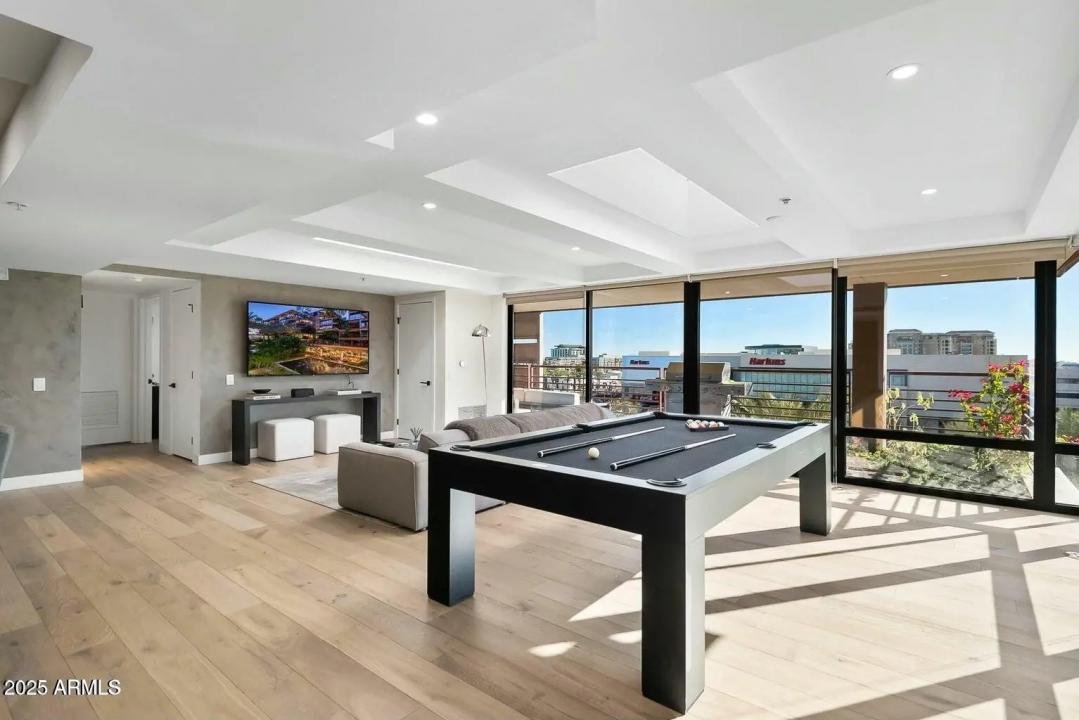 Real Estate Picture 2