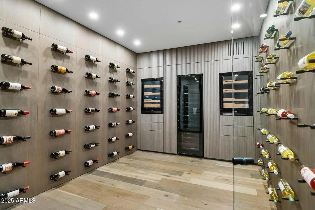 Real Estate Picture 27