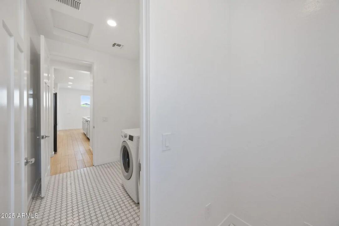 Real Estate Picture 27