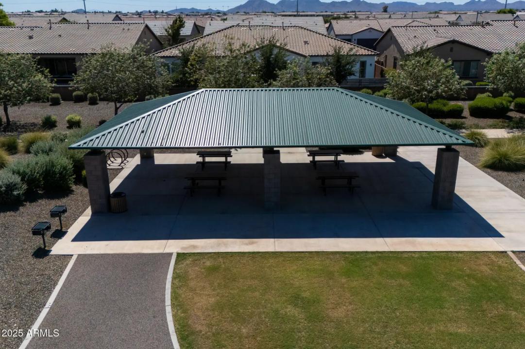 Real Estate Picture 45