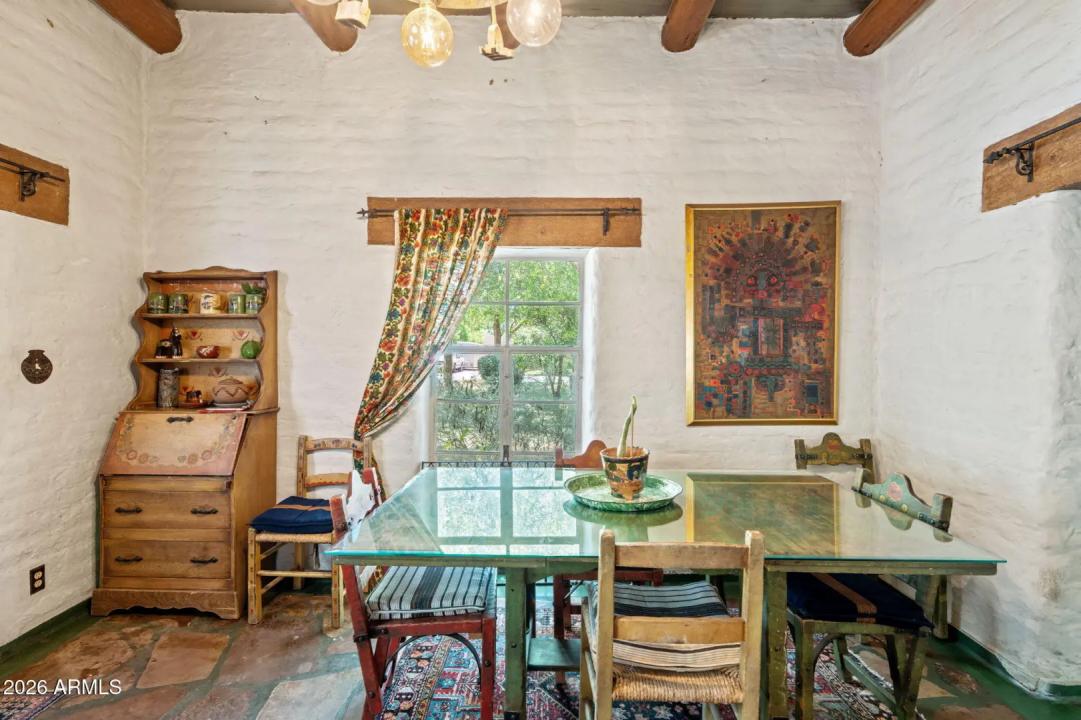 Real Estate Picture 33