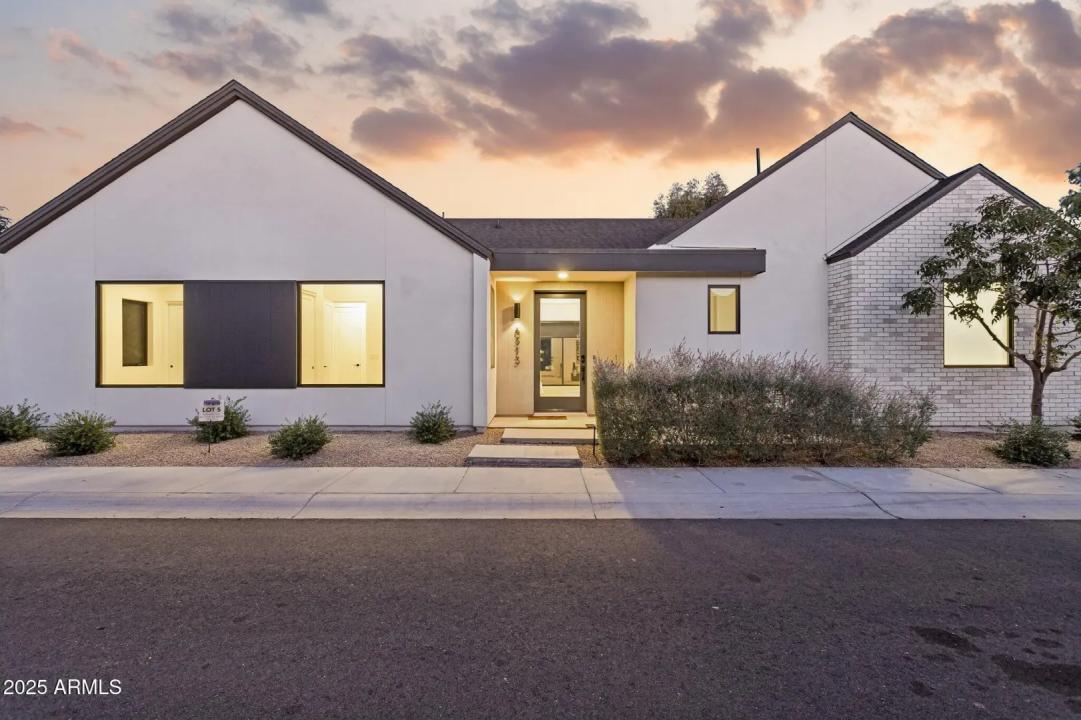 Real Estate Picture 2