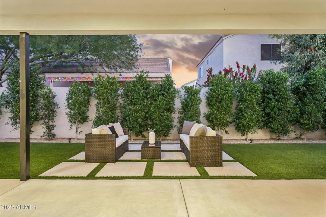 Real Estate Picture 30