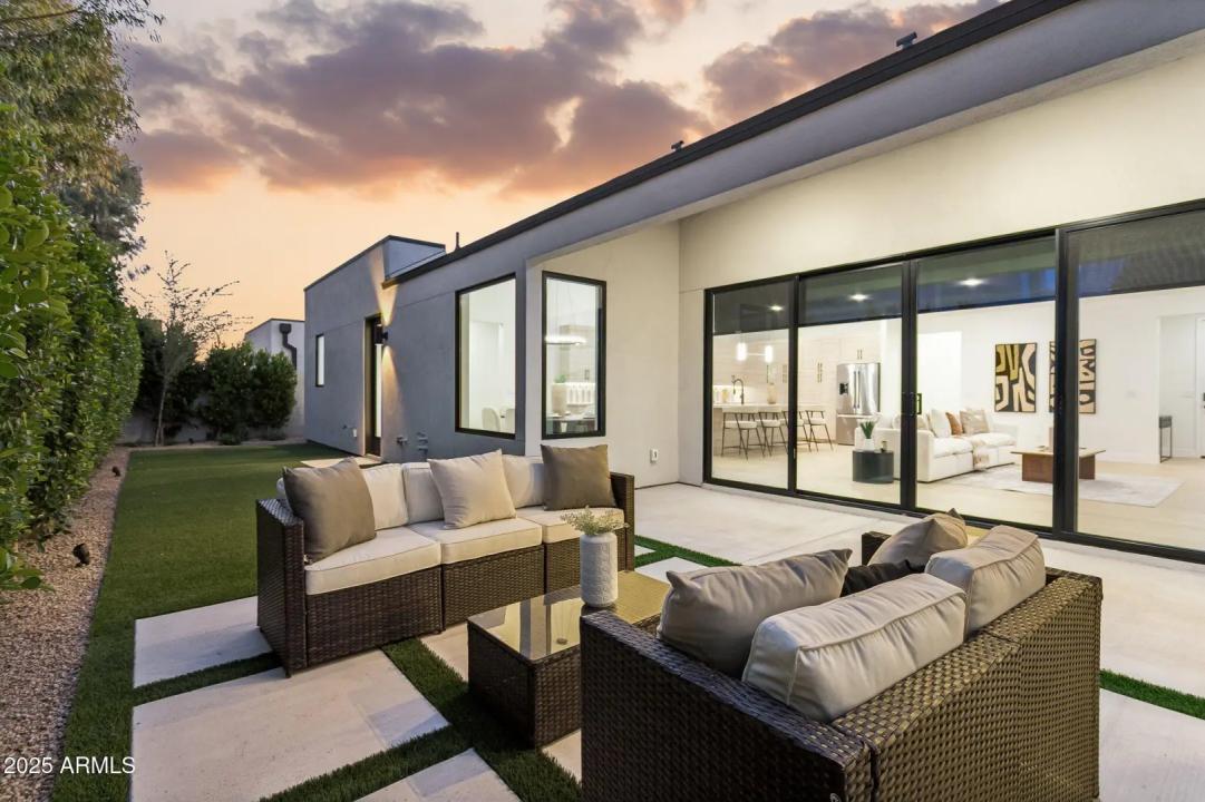 Real Estate Picture 33