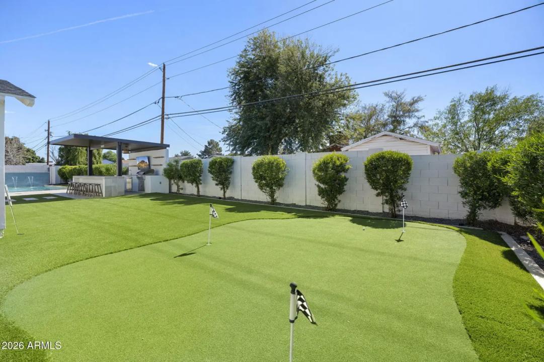 Real Estate Picture 40