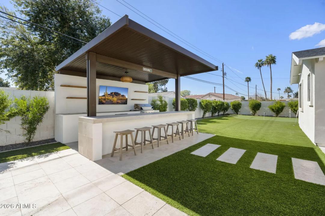 Real Estate Picture 36