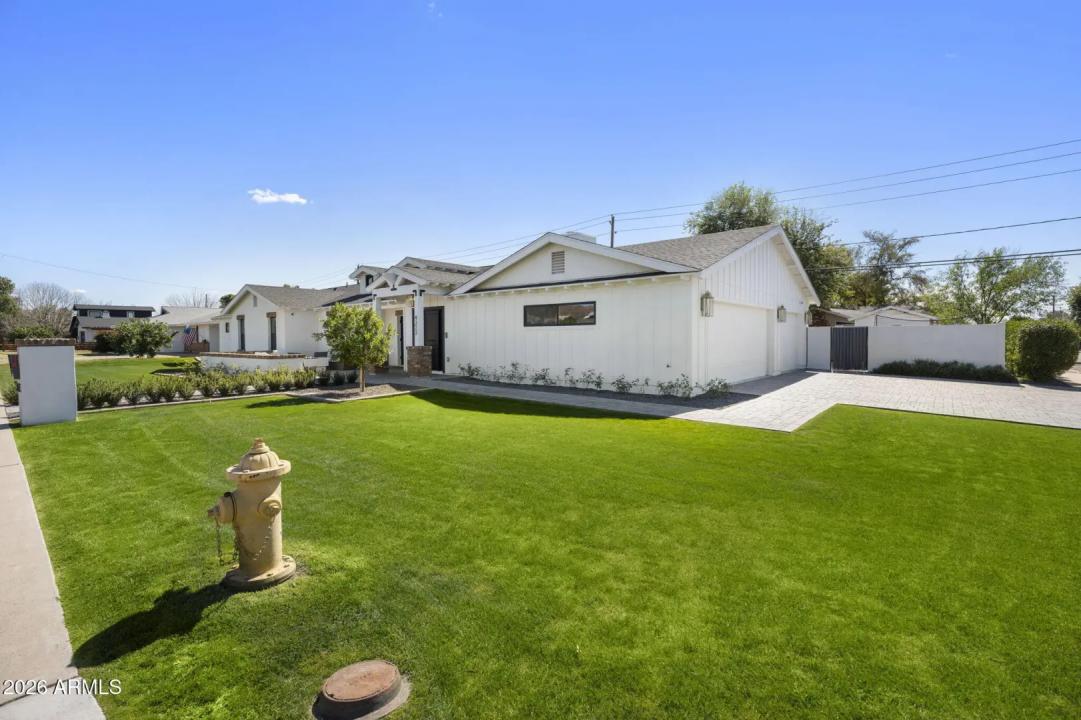 Real Estate Picture 48