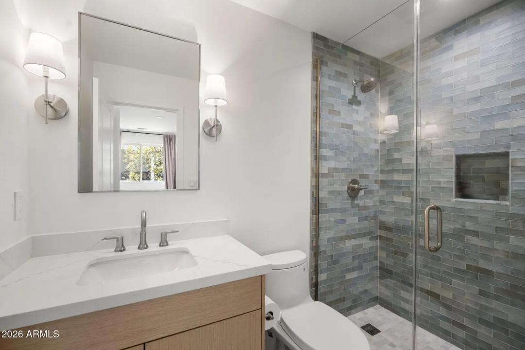 Real Estate Picture 21