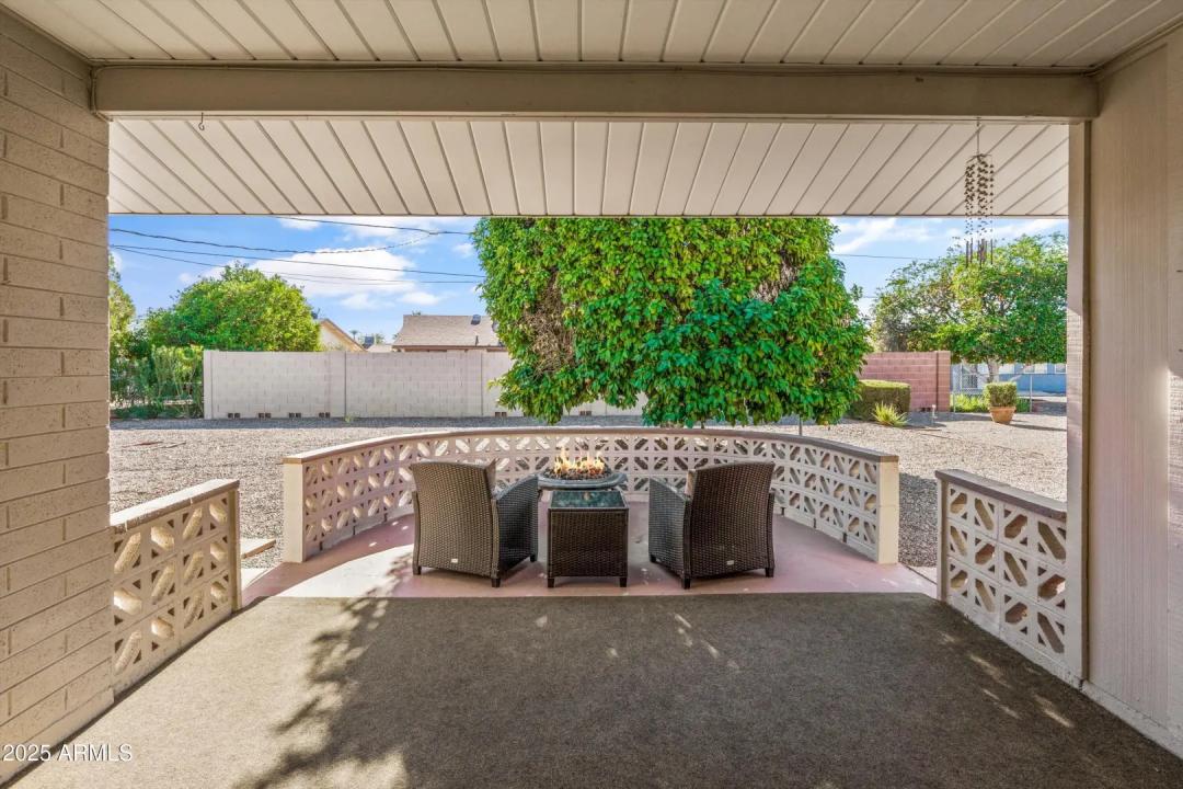 Real Estate Picture 3