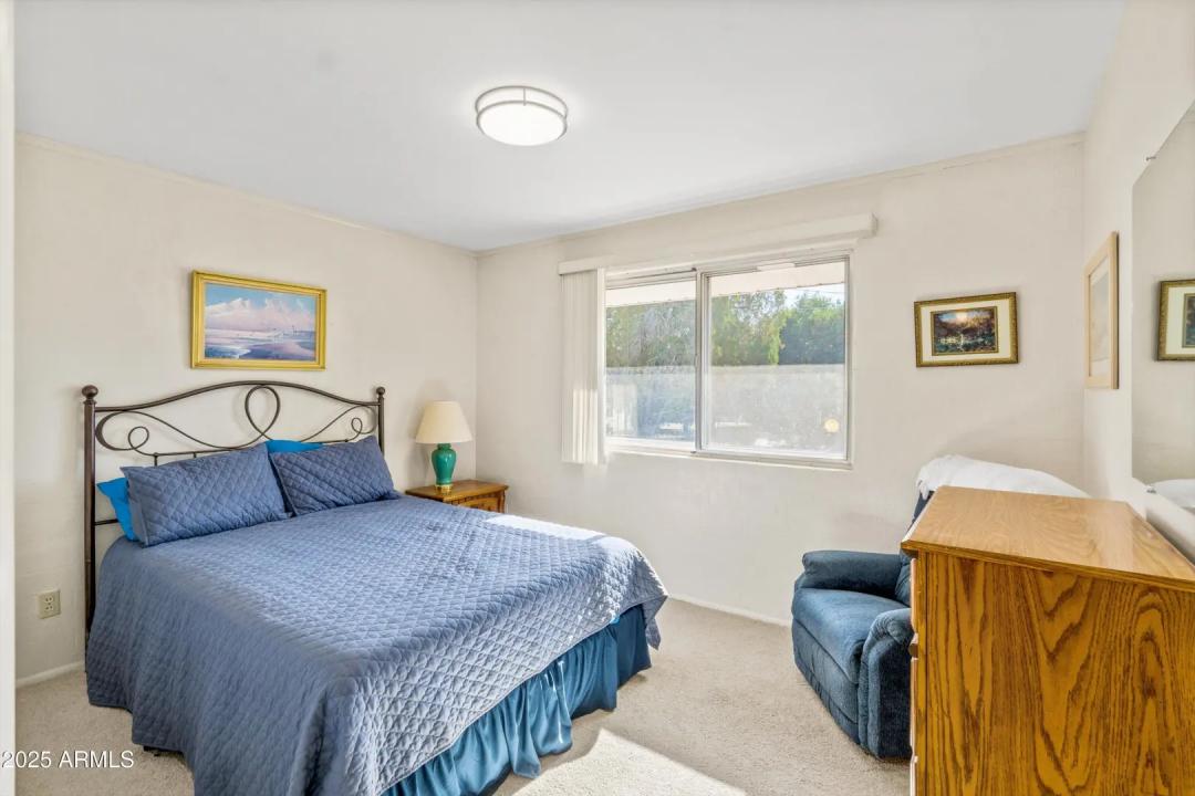 Real Estate Picture 10