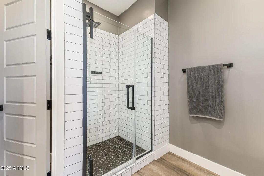 Real Estate Picture 28