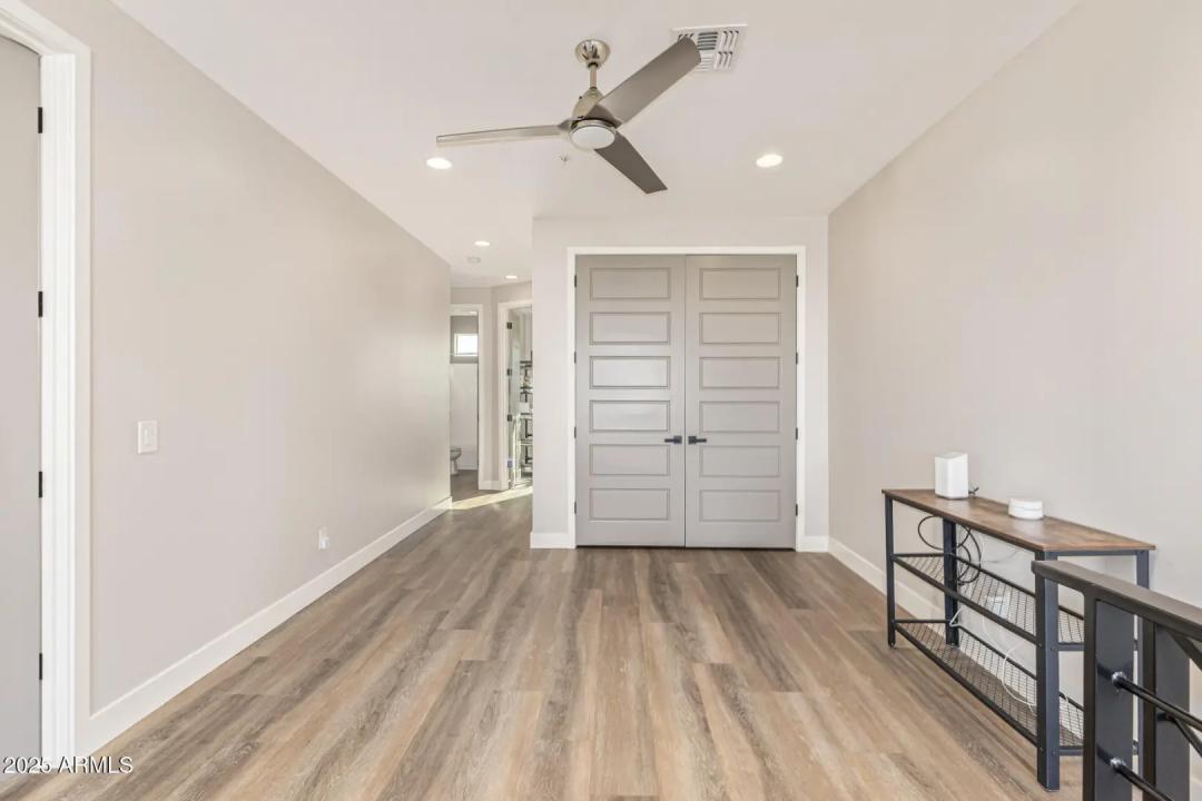 Real Estate Picture 34