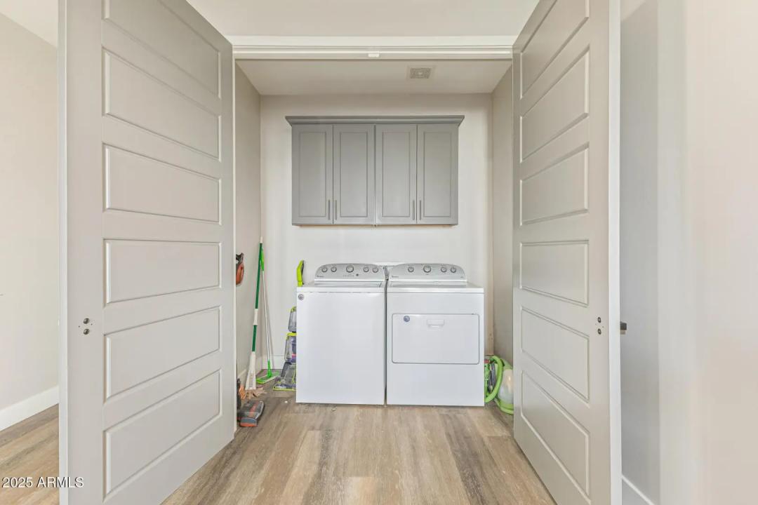 Real Estate Picture 38