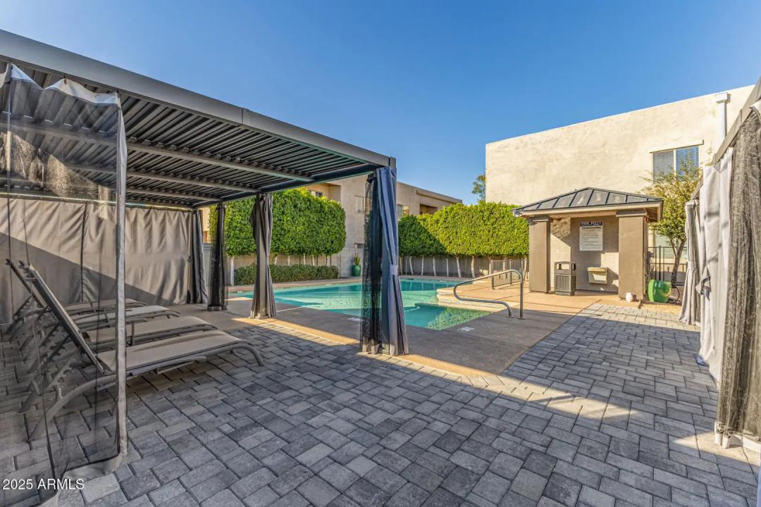 Real Estate Picture 47