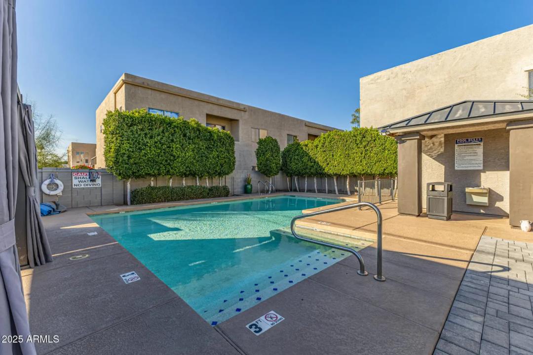 Real Estate Picture 5