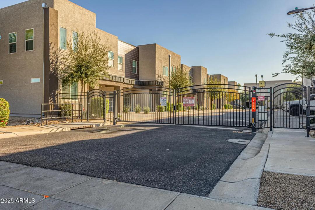 Real Estate Picture 53