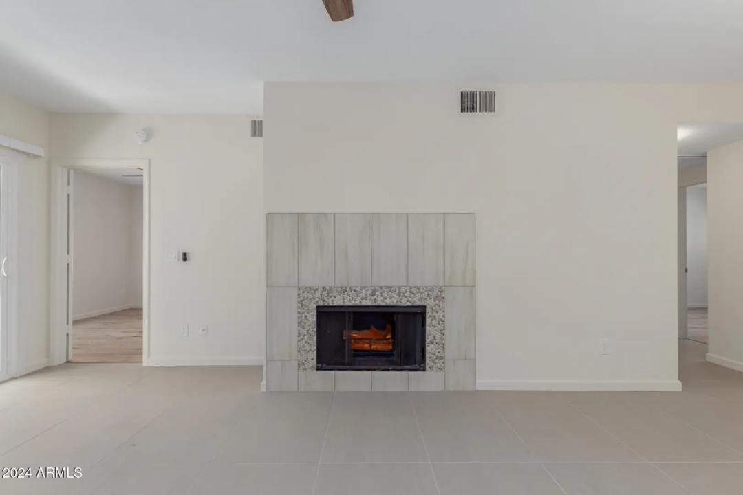 Real Estate Picture 6