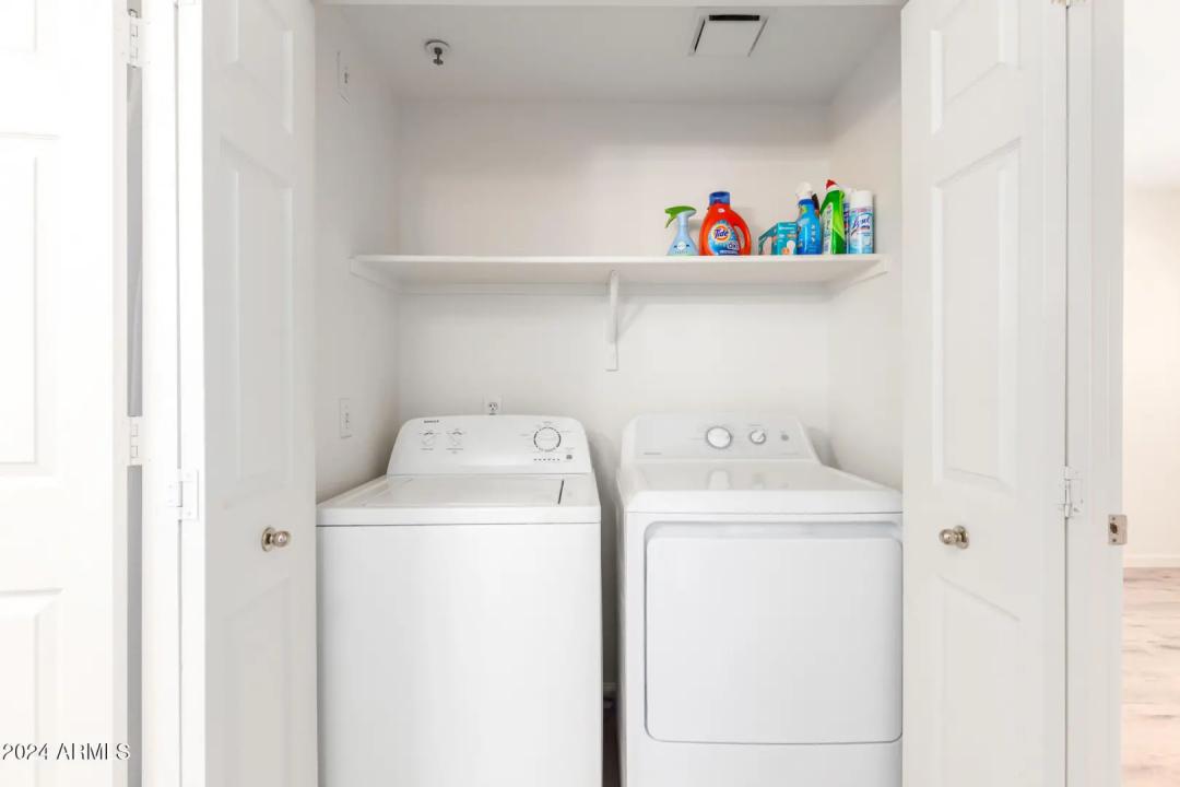 Real Estate Picture 22