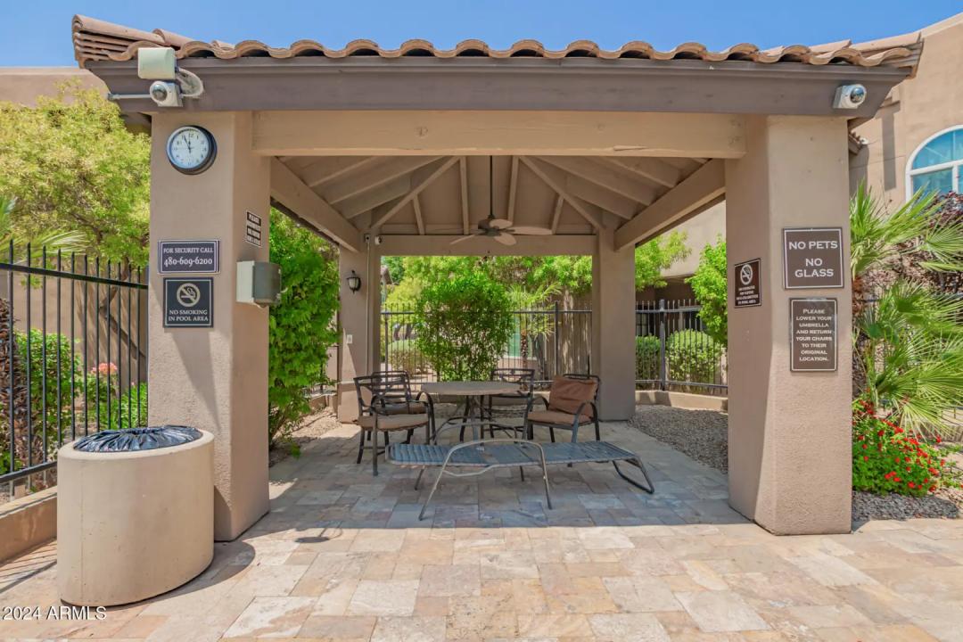 Real Estate Picture 32