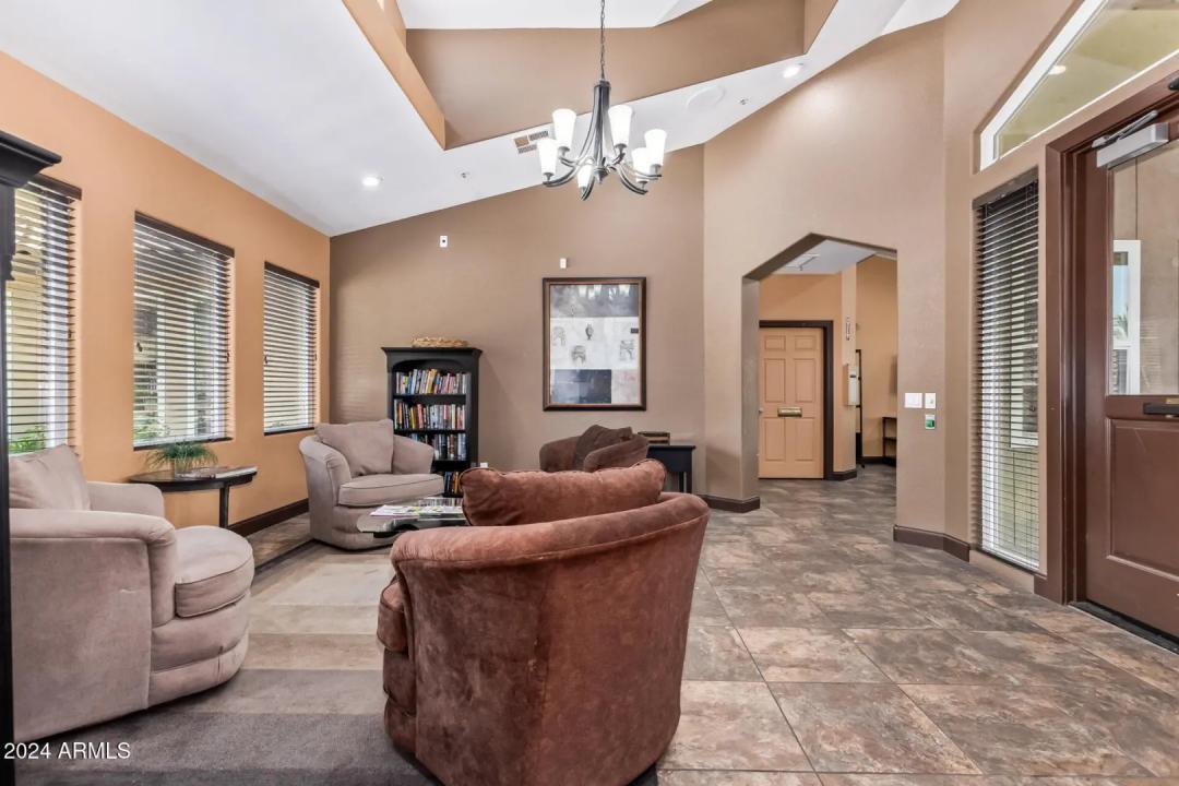 Real Estate Picture 36