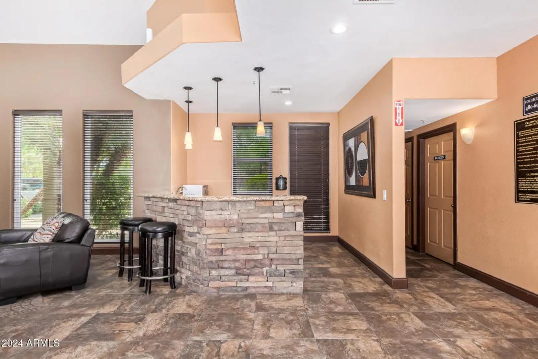 Real Estate Picture 40