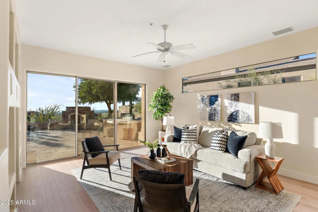 Real Estate Picture 19