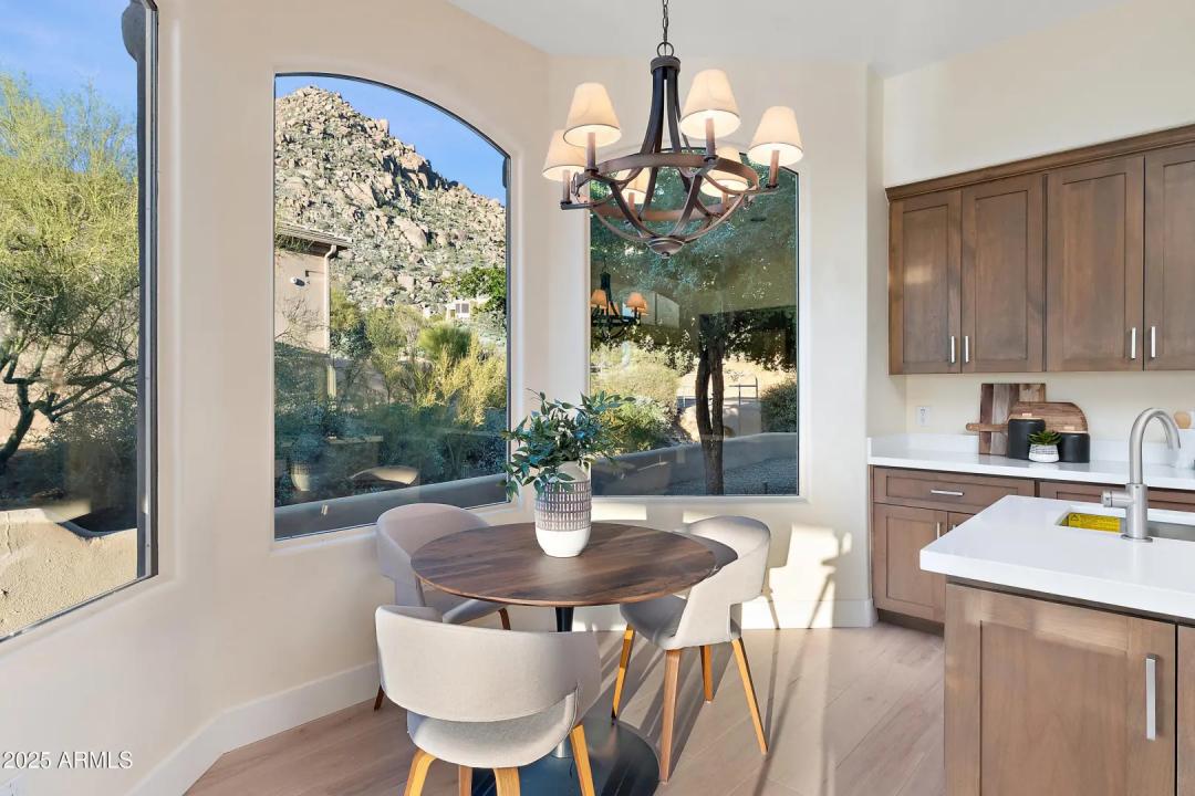 Real Estate Picture 17