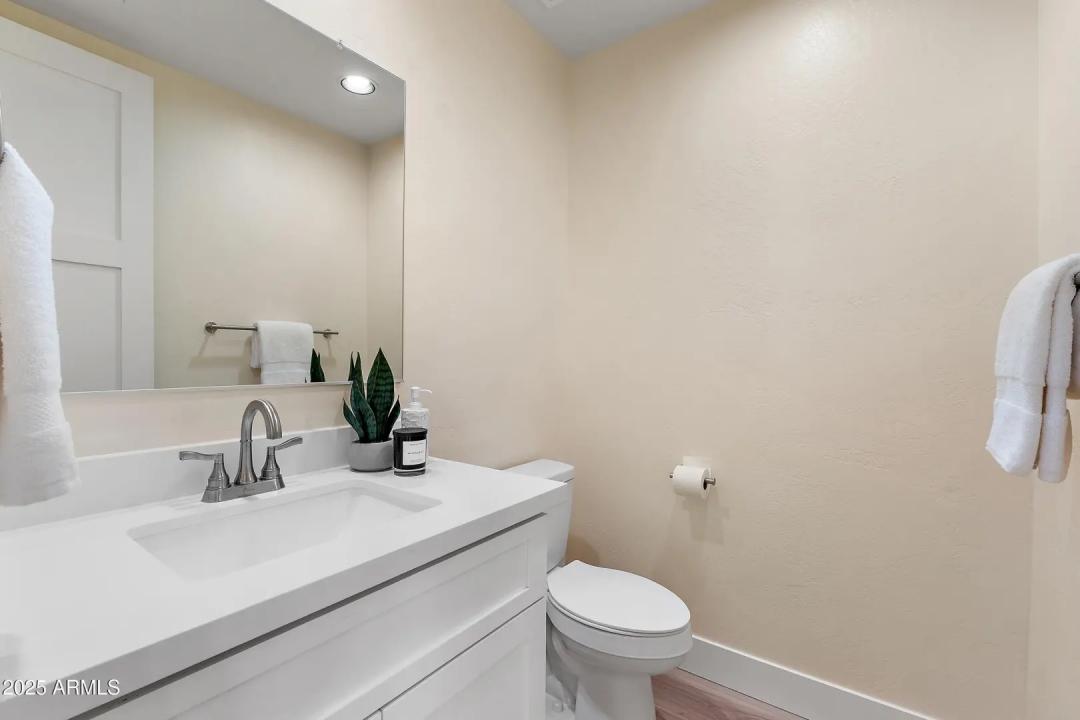 Real Estate Picture 35