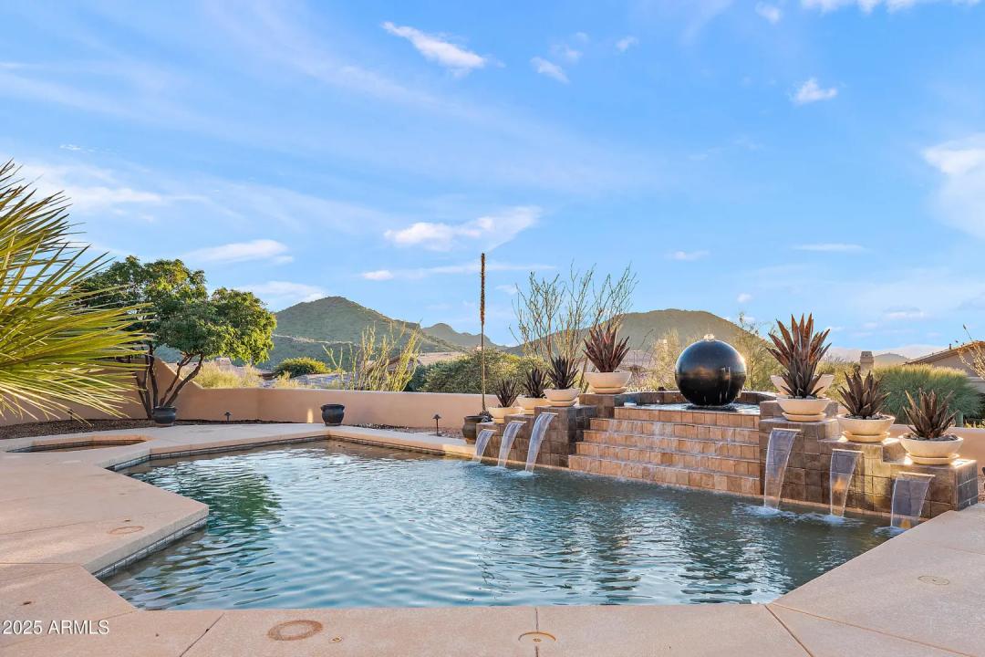 Real Estate Picture 38