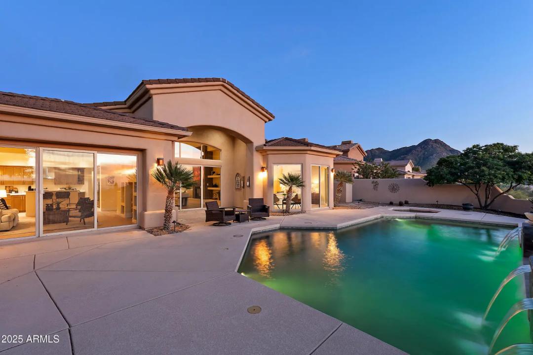 Real Estate Picture 50