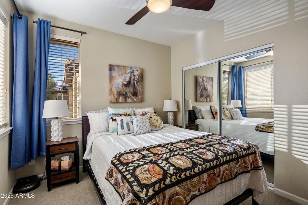 Real Estate Picture 16