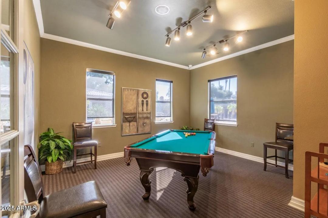 Real Estate Picture 22