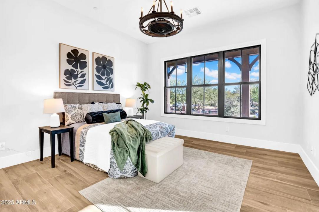 Real Estate Picture 39