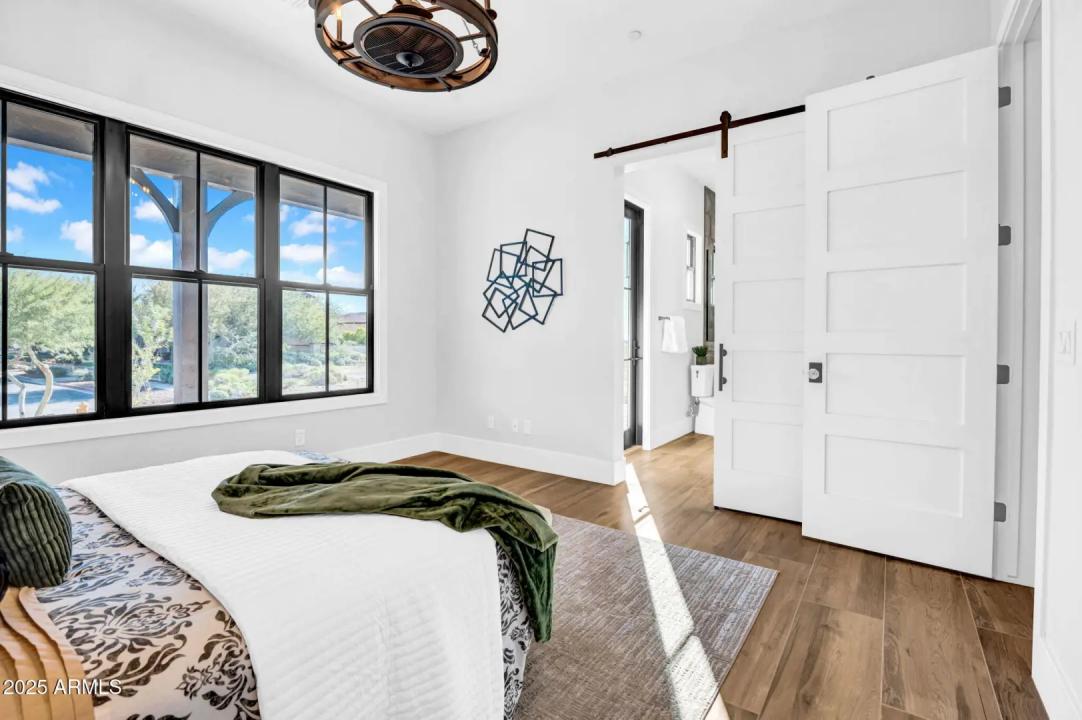 Real Estate Picture 40