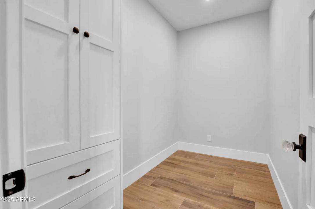 Real Estate Picture 49