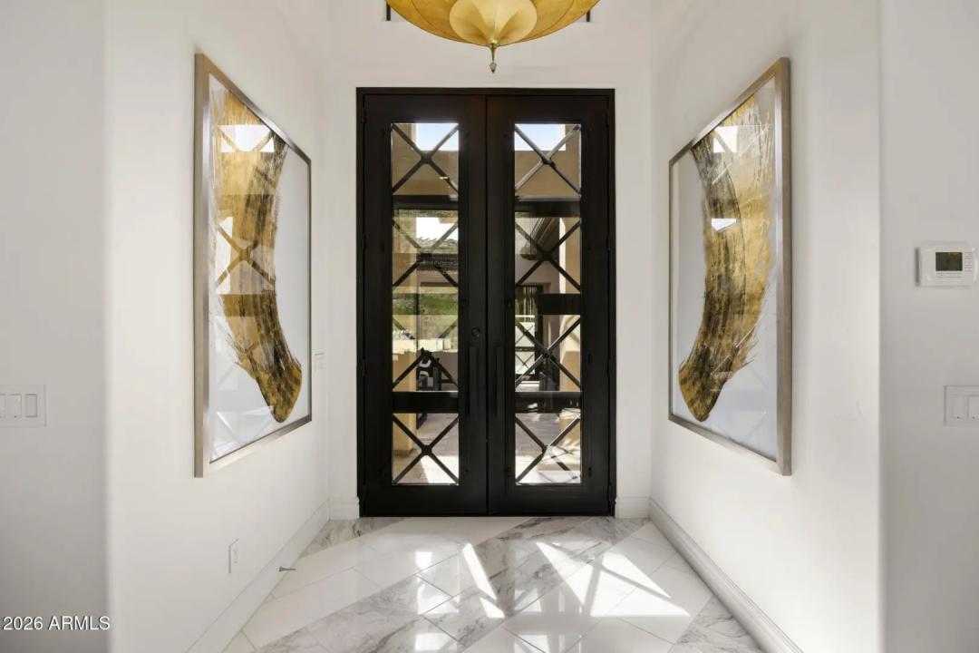 Real Estate Picture 9