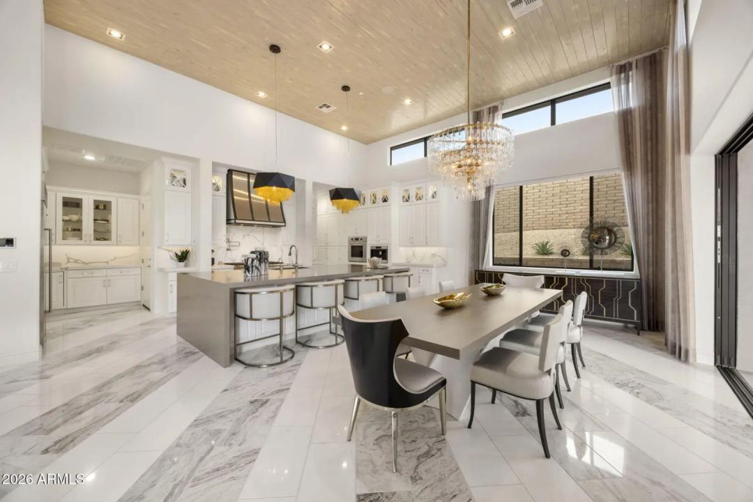 Real Estate Picture 20