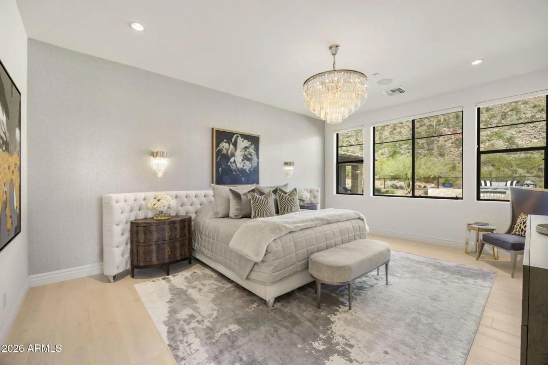 Real Estate Picture 32