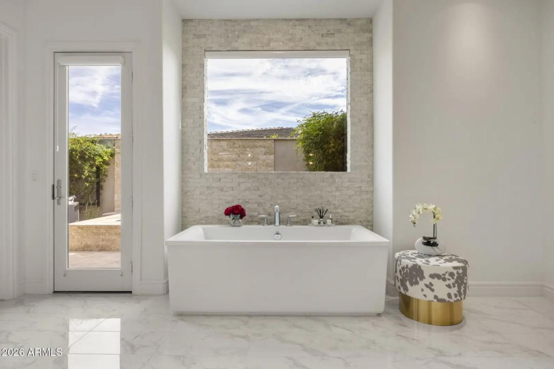 Real Estate Picture 36