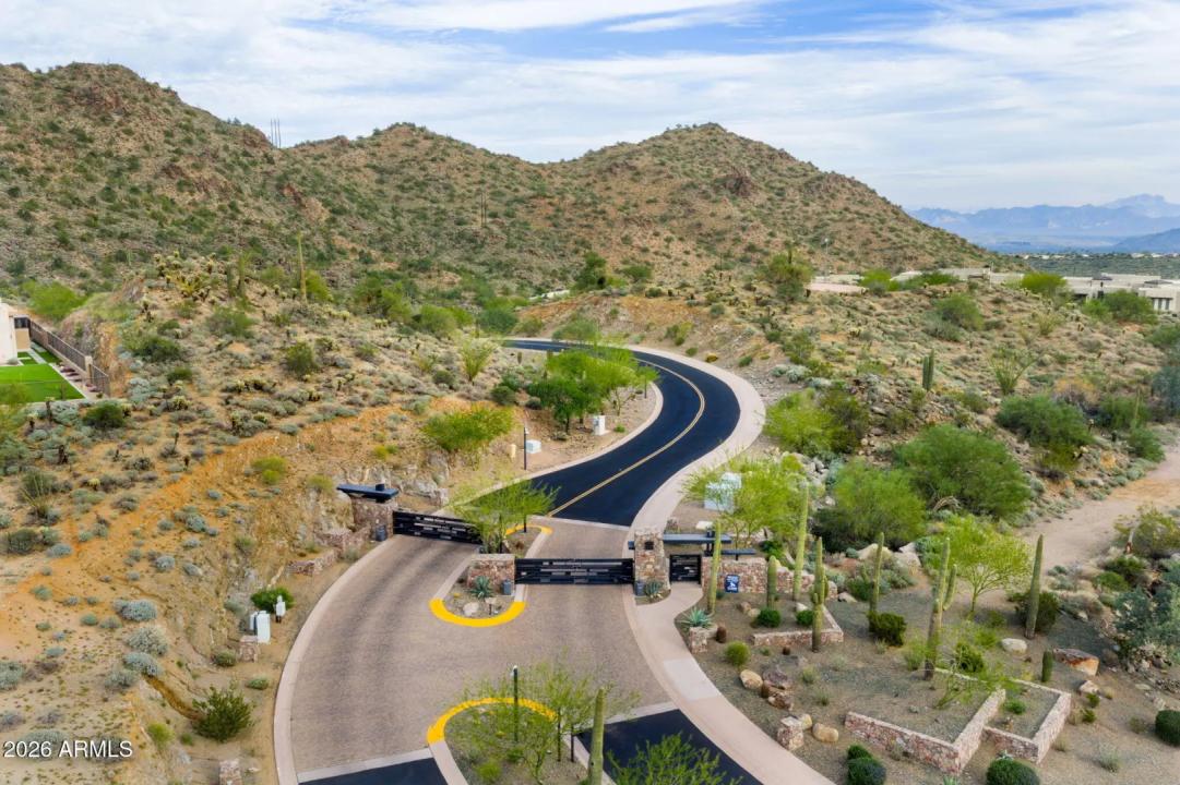 Real Estate Picture 85