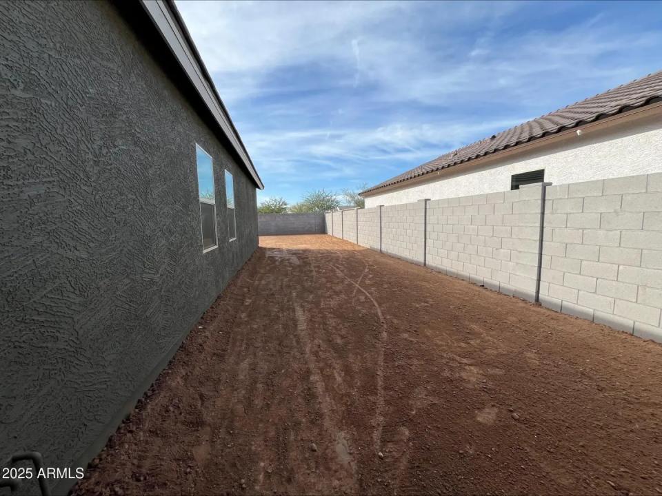 Real Estate Picture 2