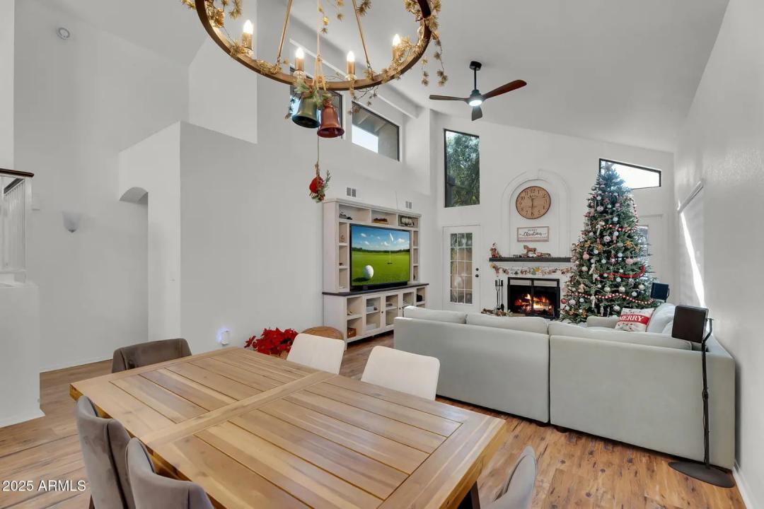 Real Estate Picture 20