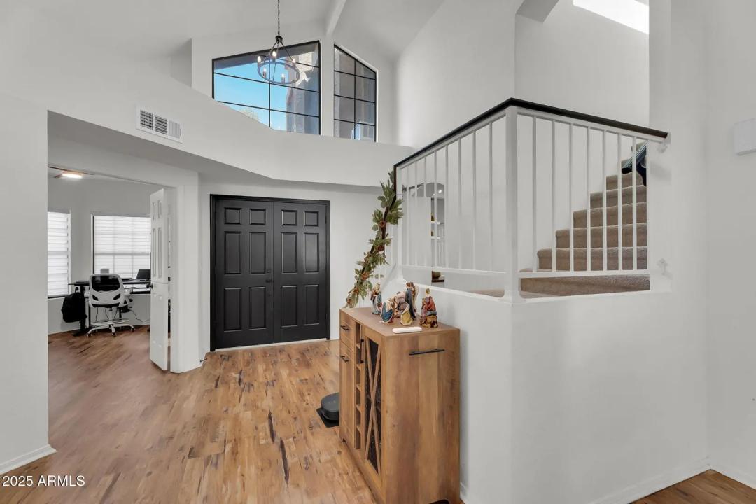 Real Estate Picture 33