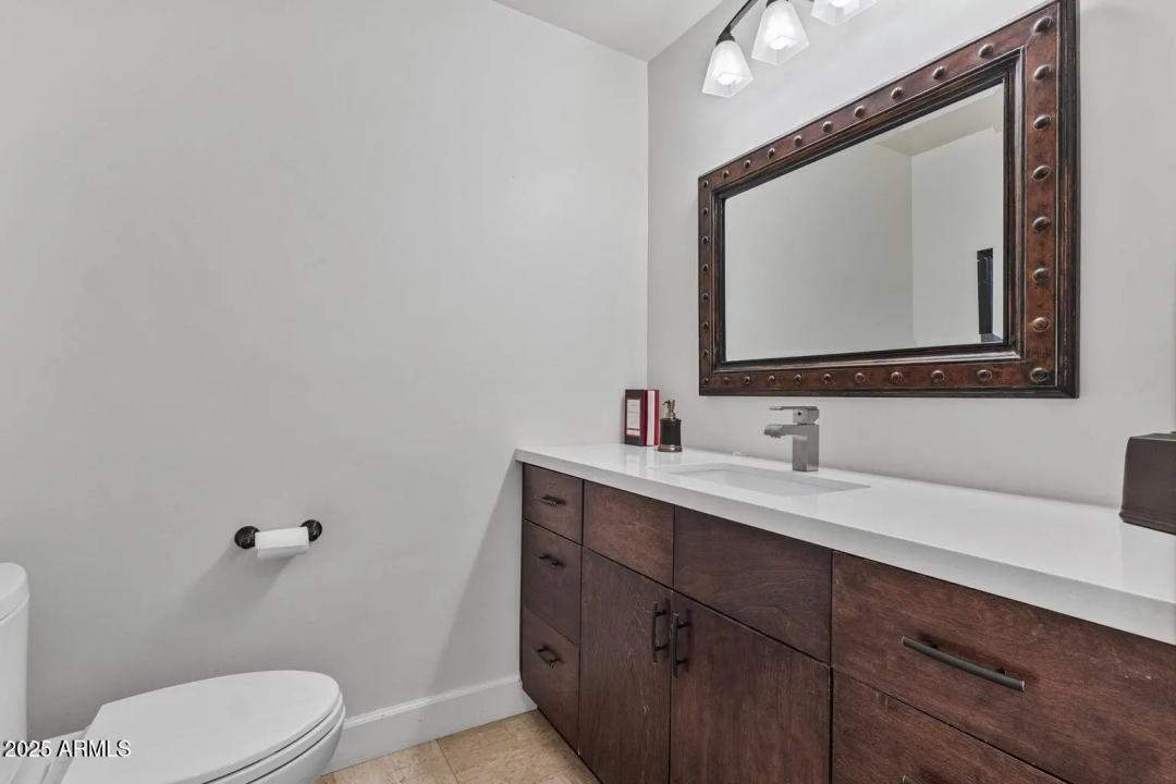 Real Estate Picture 23