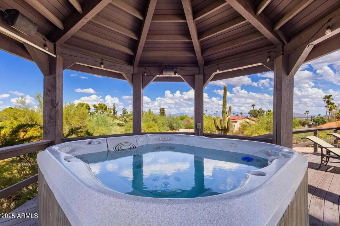 Real Estate Picture 2