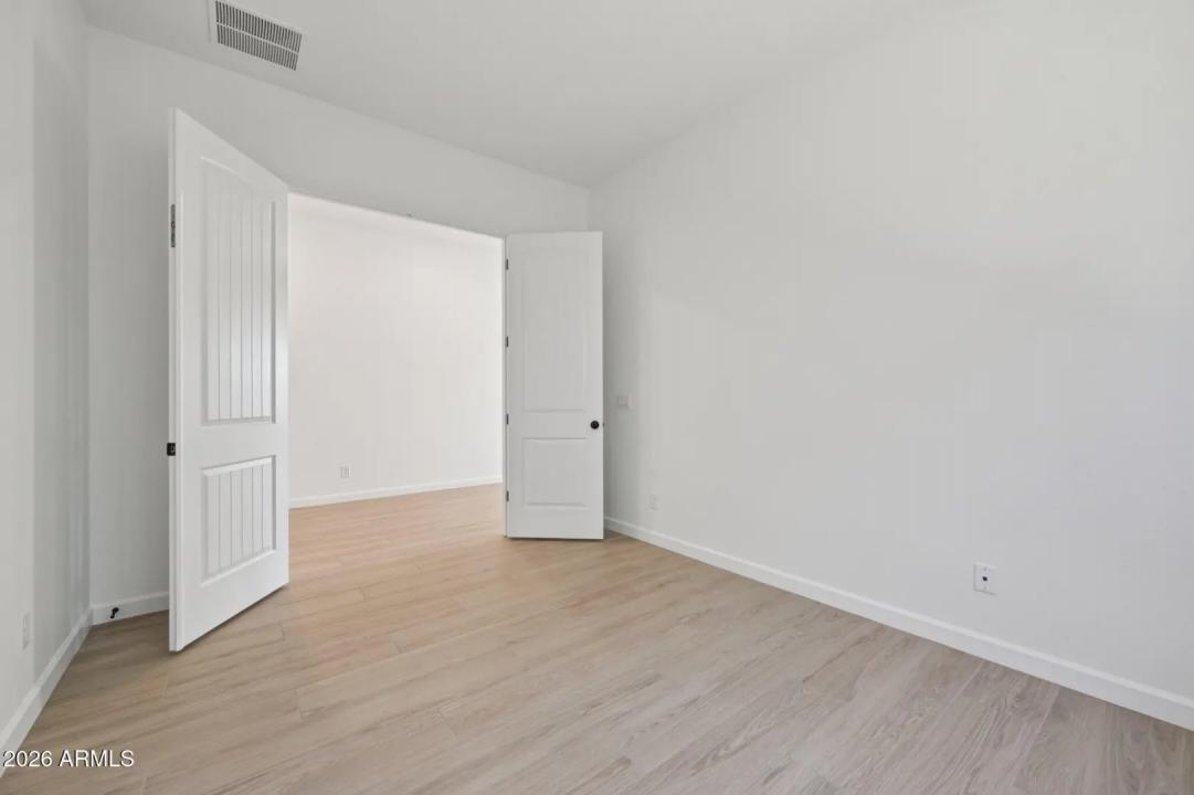 Real Estate Picture 20