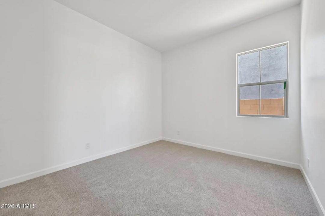 Real Estate Picture 27